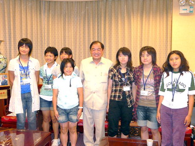 日本中能登町鹿西中學來訪(圖)