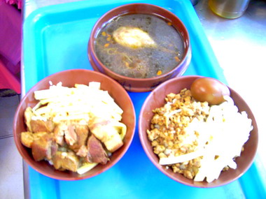 謝家傳統麵館人客絡繹不絕(圖)