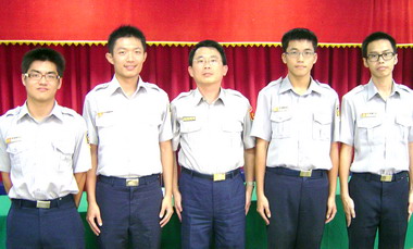 警校實習生協警有功獲表揚(圖)