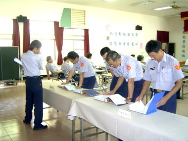 信義警分局舉辦示範觀摩研習(圖)