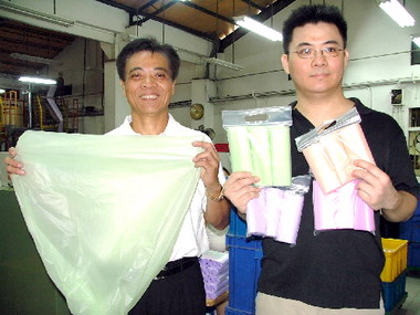 塑膠清潔袋環保兼花香(圖)