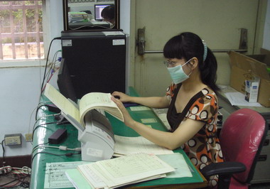 縣政府推動地政服務即時通歷史資料e化作業(圖)