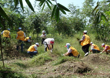 屏檢受保護管束人關懷伯大尼憨兒(圖)