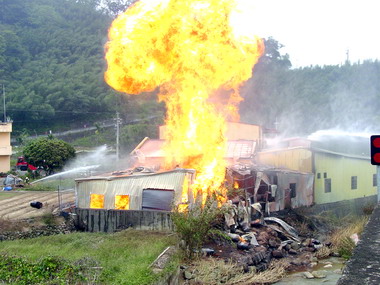 私酒寄存農會遭無名火燒燬(圖)