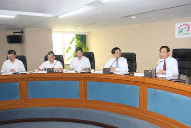 行政院工程會副主任委員陳振川請益暨訪查台南市(圖)