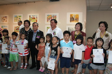台韓兒童青少年美術交流展(圖)