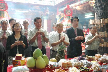 林政則參加境福宮境主尊神聖誕(圖)