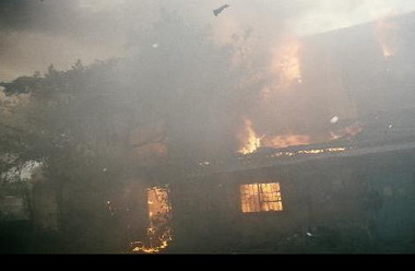 獅潭鄉的一家竹筍加工廠傳出爆炸廠房(圖)