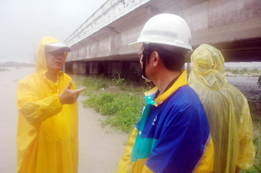 陳明文勘察山海區易淹水地區災情(圖)