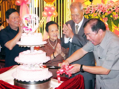 基隆舉辦鑽石婚活動(圖)