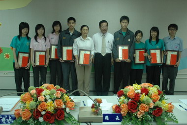 王乾發主持第757次縣務會議(圖)