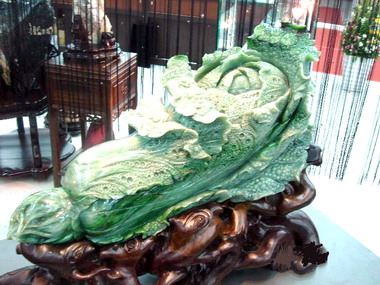 侏羅紀展出上億翡翠雕件展(圖)