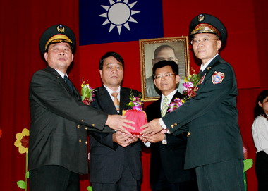 黃志榮接任消防局長(圖)