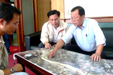 開闢後龍溪左岸自行車道沿河床(圖)