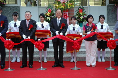 義民中學敬業大樓12日上午落成啟用(圖)