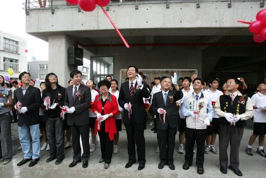 世外桃源三峽桃子腳學校新校舍落成啟用(圖)