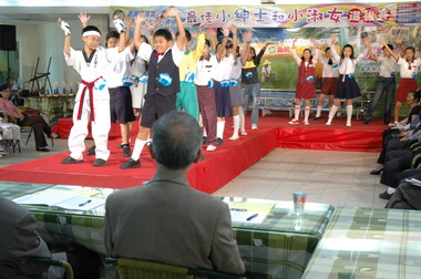 縣府舉辦校園「最佳小紳士和小淑女」選拔(圖)