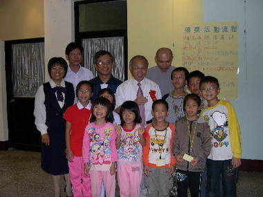 法鼓山新竹區百年樹人獎助學金頒發活動(圖)