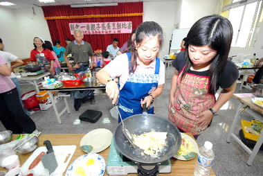 彰化舉辦親子蛋蛋烹飪比賽(圖)