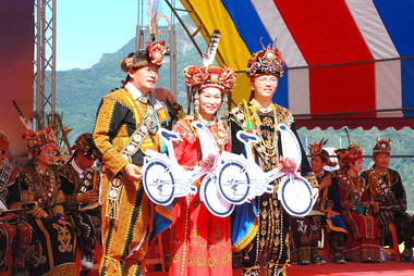 南島族群婚禮魯凱族婚禮登場(圖)