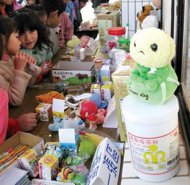 發票當鈔票沙小義賣強強滾(圖)