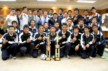 文山高中手球隊、溜冰隊創佳績(圖)