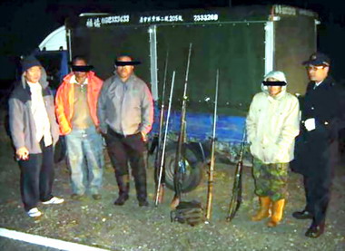 玉警隊查獲非法持有土造獵槍(圖)