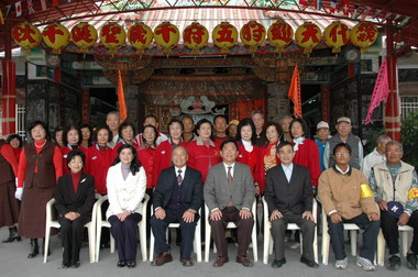 陳明文朴子、東石贈匾感恩祈福(圖)