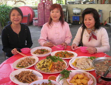 南投縣信義鄉風櫃斗的梅花含苞待放(圖)