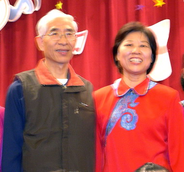 國大里校長黃義虎培育無數教育英才(圖)