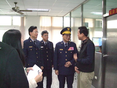 超商強盜警方24小時內立刻緝捕到案(圖)