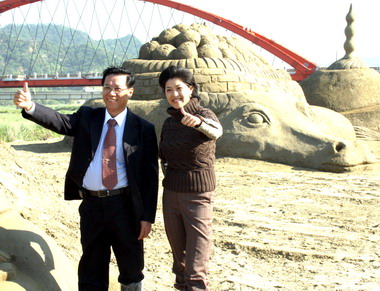 貓羅溪畔沙雕藝術節17日登場(圖)