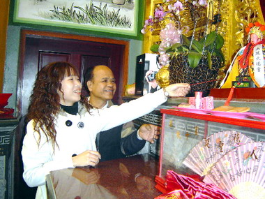 鹿港文德宮提供「求姻緣」(圖)
