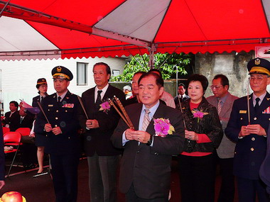 張通榮主持警二分局廳舍新建動工(圖)