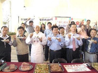 彰縣傳口蹄疫情卓伯源今推銷優質豬肉(圖)