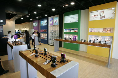 SAMSUNG品牌旗艦店首駐高雄商圈(圖)