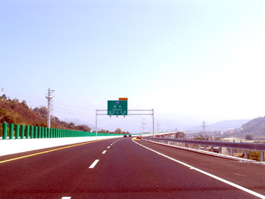 慶祝國道六號通車3月21日舉辦馬拉松賽(圖)