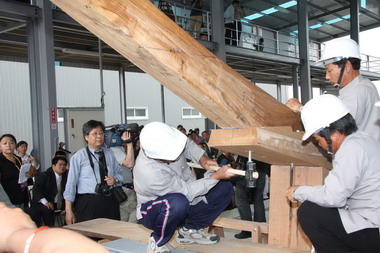 十七世紀臺灣船安放龍骨大典(圖)