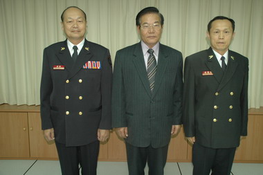 消防局第二大隊大隊長晉階典禮(圖)