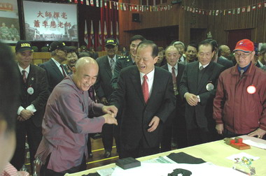 鄭永金參加陸軍裝甲兵學校80週年隊慶(圖)