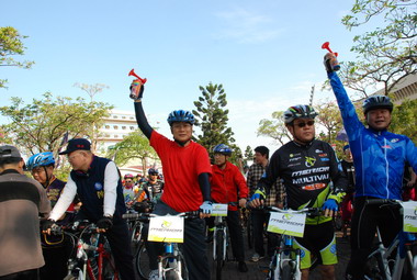 反毒反飆車 兒少保護 節能減碳宣導活動(圖)