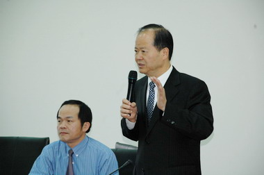 鄭永金推動高爾夫球的觀光旅遊(圖)