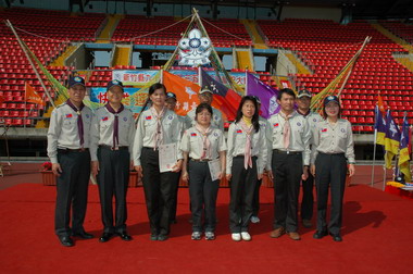 童軍節慶鄭永金受「吼呼」式歡迎(圖)