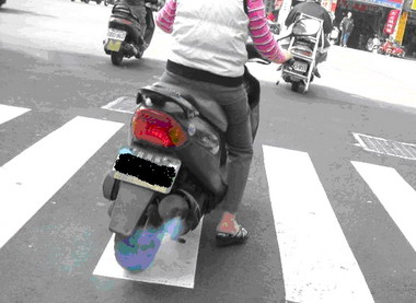 符合檢舉烏賊車獎勵金要件才有獎金(圖)