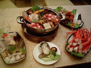 麻辣王八週年慶 回饋顧客 二人五百吃到飽(圖)