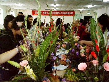 全國千人插花教學暨花卉促銷推廣活動(圖)