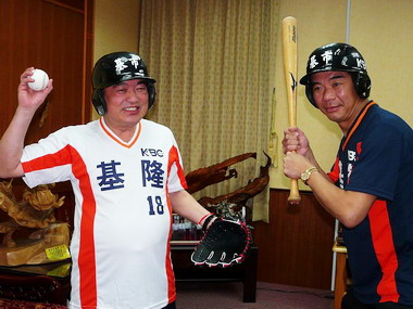 張通榮指示相關單位籌組成立棒球隊(圖)