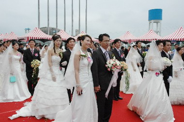 聯合婚禮4/19日59對新人步向紅毯(圖)