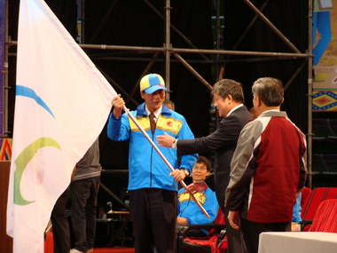 98年全國原住民運動會閉幕典禮(圖)