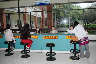 4/13日起廢止營利事業統一發證制度(圖)